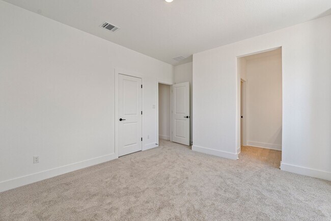 Building Photo - Spacious Two-Story Stunner in Leander