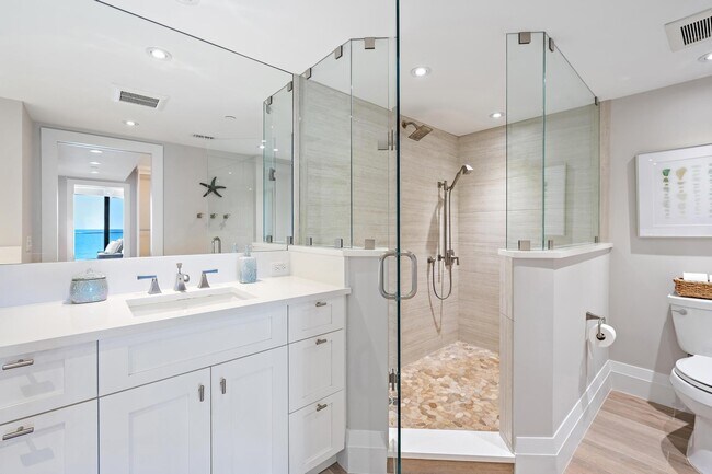 Building Photo - 100 S Beach Rd