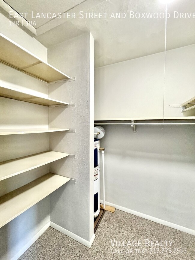 Building Photo - Budget-friendly 1-Bed w/ On-Site Laundry &...