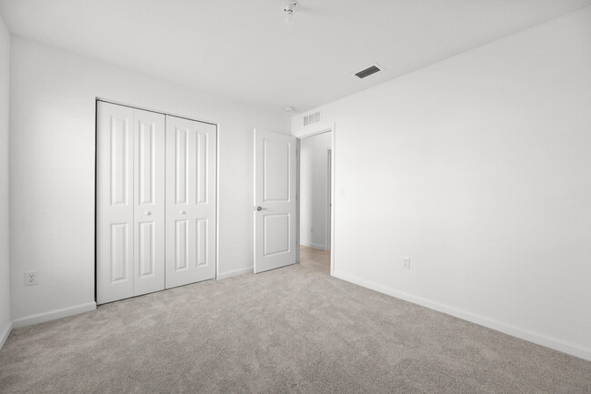 Building Photo - 965 Bent Creek Dr