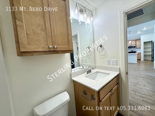 Building Photo - 3133 Mt Nebo Dr