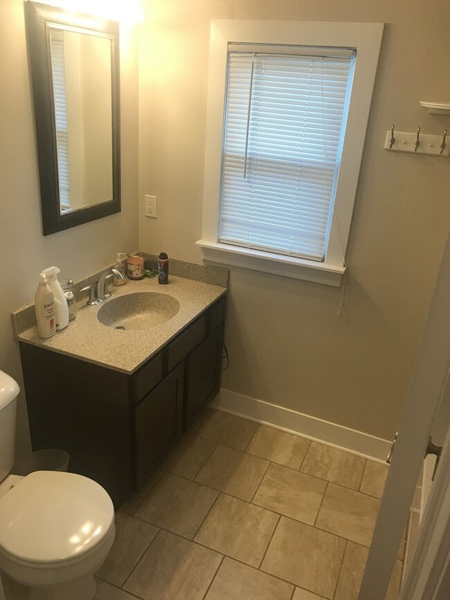 Building Photo - Beautiful House in The Benson Area! Large 2 car Garage!