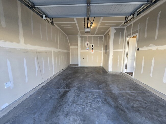 Building Photo - 865 Falls Grove Trl