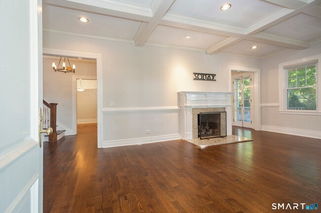 Building Photo - 309 Milbank Ave