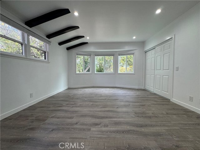 Building Photo - 2212 Linda Flora Dr