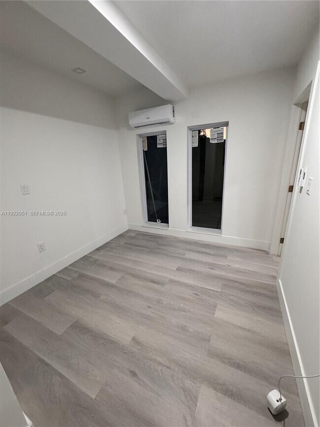 Building Photo - 2353 SW 11th Terrace