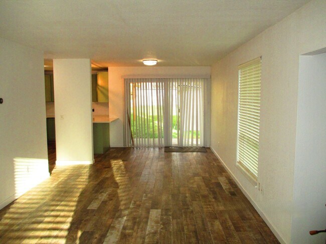 Building Photo - Beautiful 3 Bed 2 Bath home located in Auburn