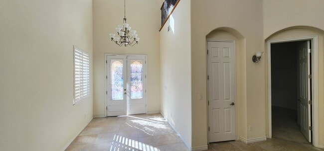 Building Photo - Spacious 5-Bedroom Home in Gated Las Vegas...