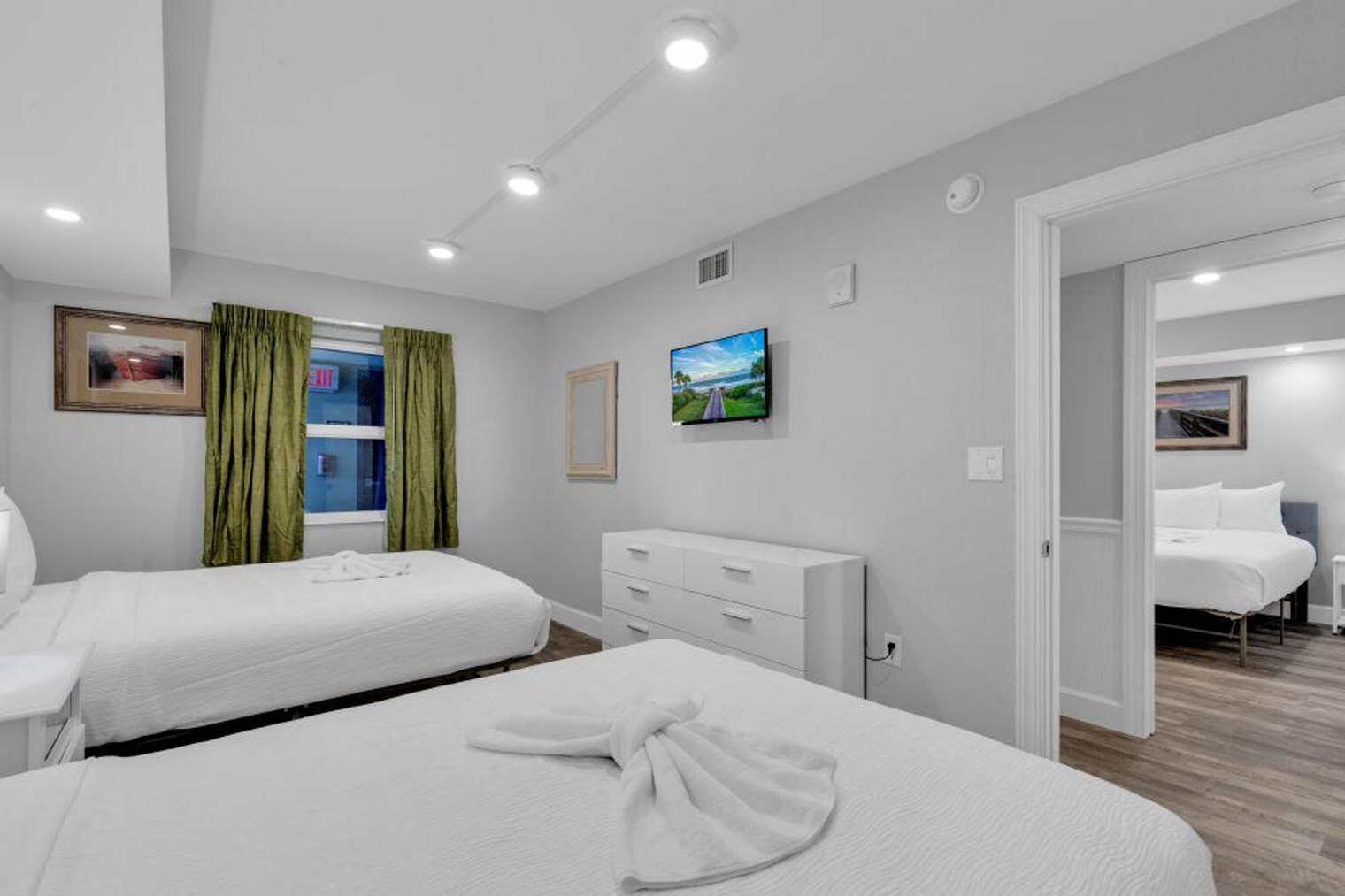 Building Photo - 1700 N Ocean Blvd