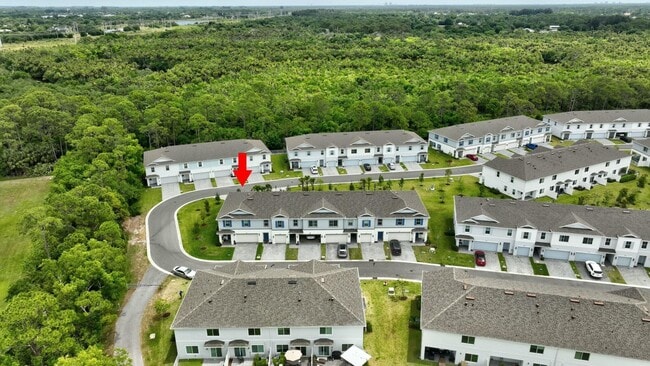 Building Photo - 601 Waters Edge Ln