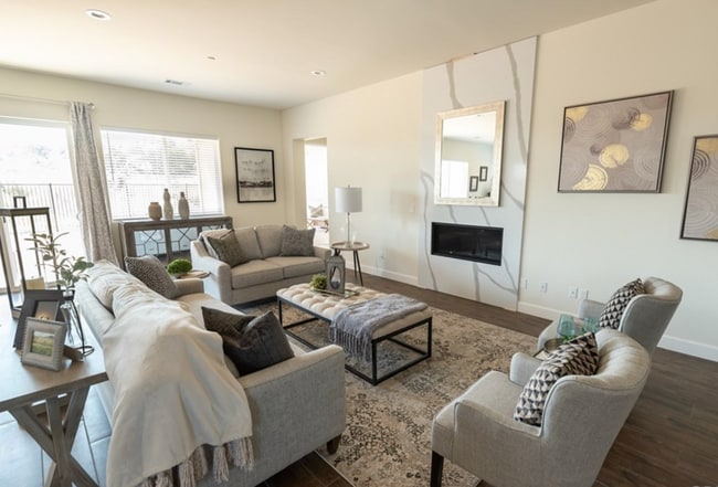 Building Photo - 5878 Lady Bells Dr