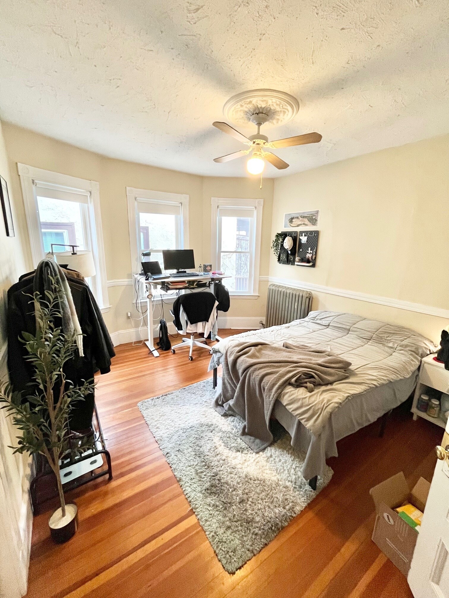 Building Photo - 88 Fisher Ave