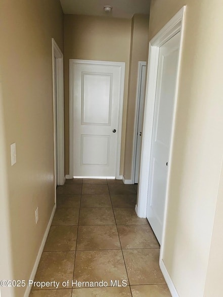Building Photo - 32054 Goddard Dr
