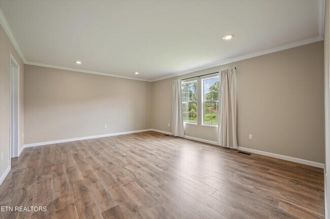 Building Photo - 4815 Big Springs Rd
