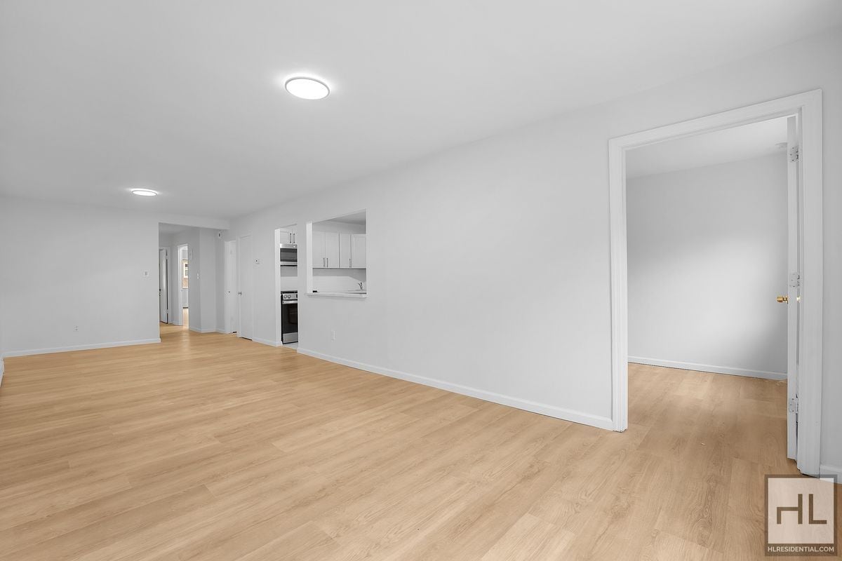 Building Photo - 72 DRIVE