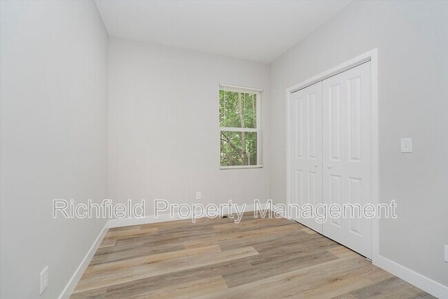 Building Photo - 821 Orange St