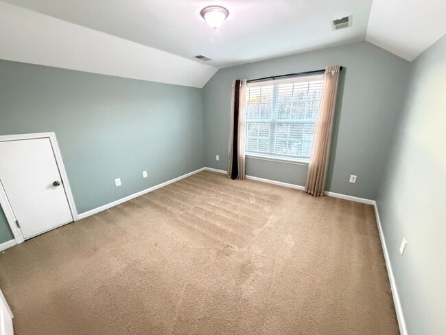 Building Photo - 4908 Pepper Dr