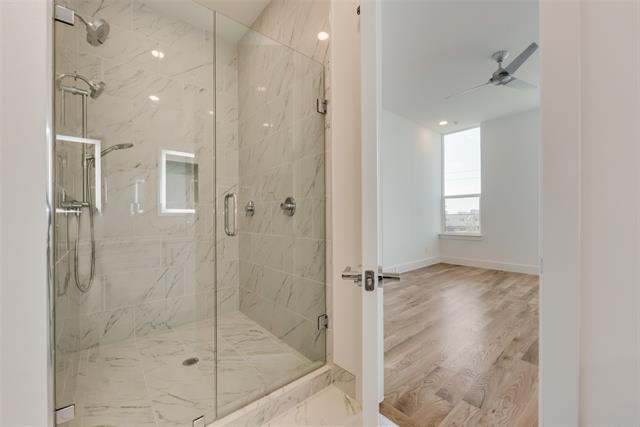 Building Photo - 1906 Annex Ave