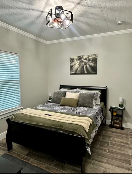 Building Photo - 1135 Red Fox Rd