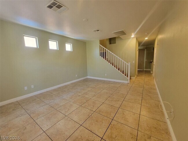 Building Photo - 9577 Villa Adastra Ave