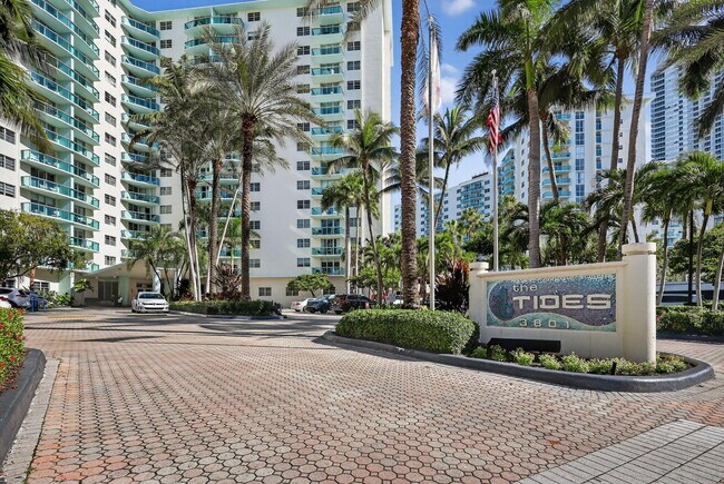 Building Photo - 3801 S Ocean Dr