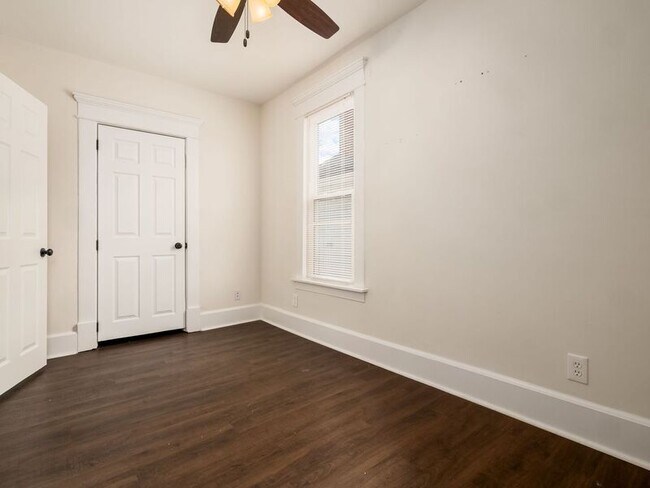 Building Photo - 561 Kimball Pl
