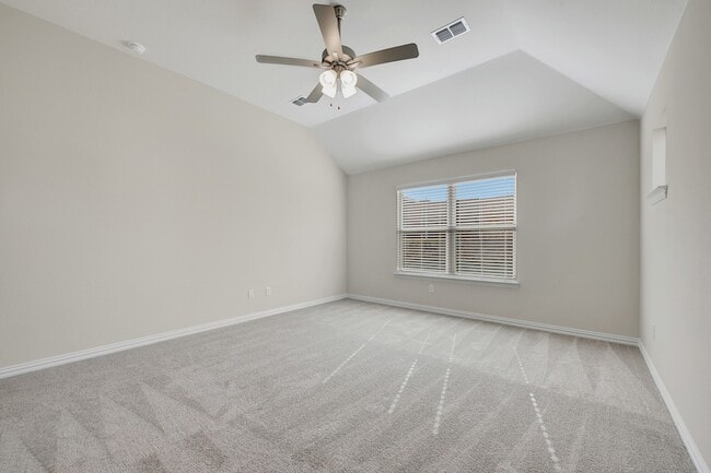 Building Photo - 2810 Woodbrook Dr