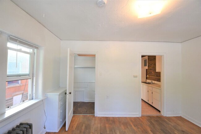 Building Photo - Available for August 2026 preleasing! Studio on the Hill