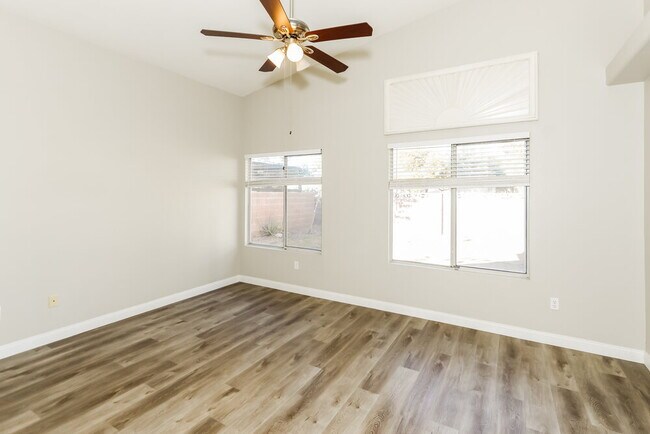 Building Photo - 5037 Via De Fortuna Way