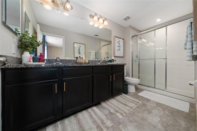 Building Photo - 10849 Wyne Tree Ct