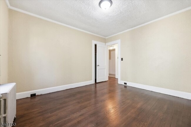 Building Photo - 283 Pasadena Ave