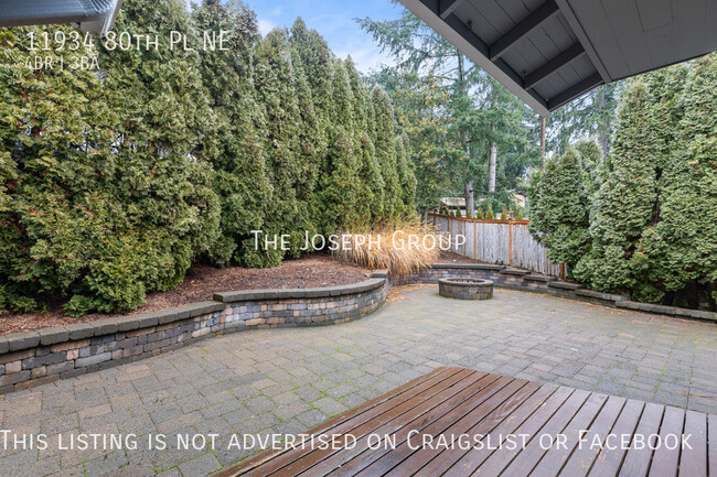 Building Photo - Beautifully updated 4 bed in Kirkland