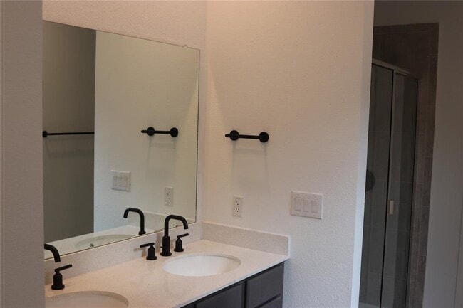 Building Photo - 5302 Jason Dr