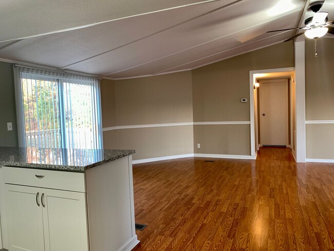 Building Photo - Renovated 3 Bedroom Home In Raleigh, Apply...