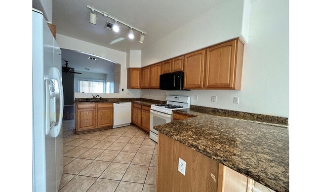 Building Photo - 1037 S Speckled Stone Way