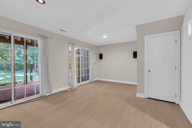Building Photo - 9902 Michael Schar Ct