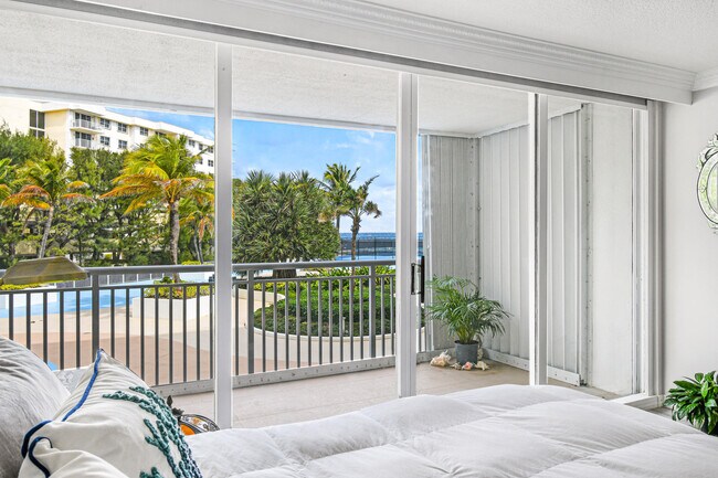 Building Photo - 3546 S Ocean Blvd