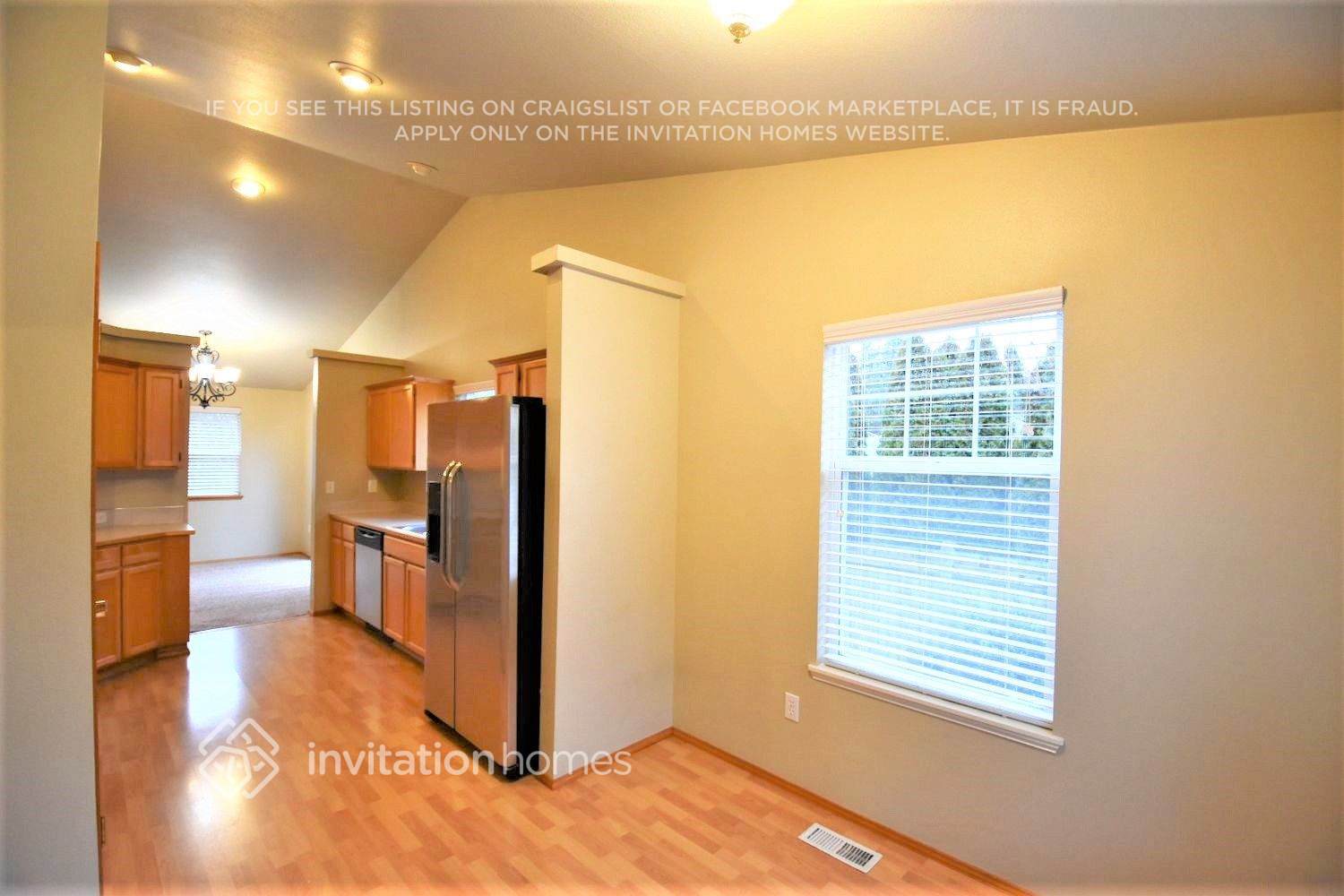 Building Photo - 308 84th Ave SE