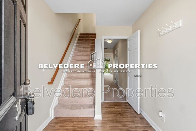 Building Photo - 36 Ackland Dr