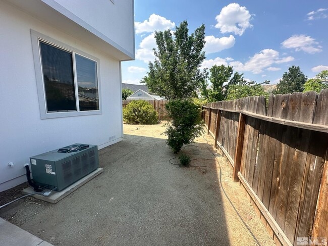 Building Photo - 5911 Sapphire Ridge Ct