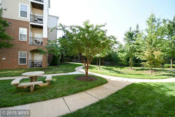 Building Photo - 3820 Lightfoot St