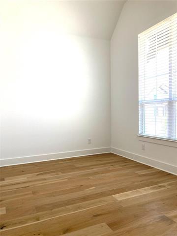 Building Photo - 1704 Hydrangea Ln