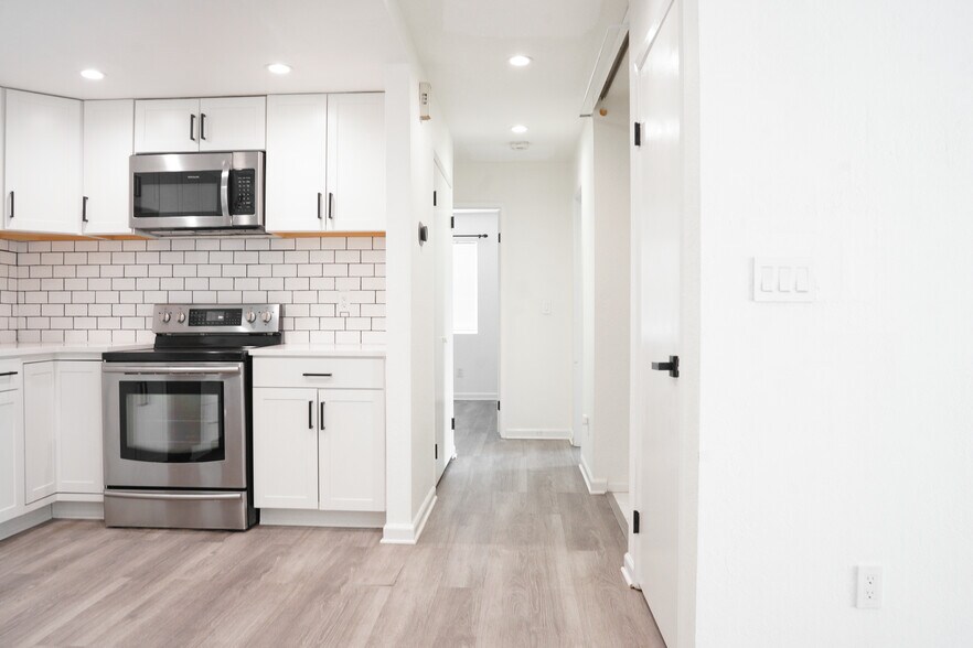 Walkway - 3641 Clayton Rd