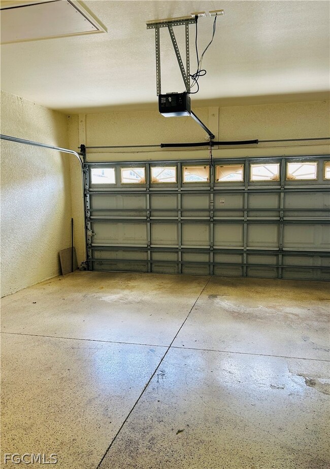 Building Photo - 19933 Lake Vista Cir