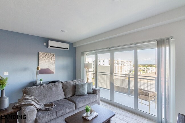 Building Photo - 25850 SW 140th Ct