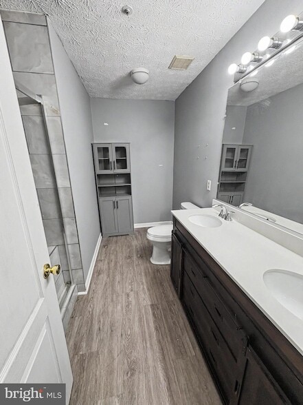 Building Photo - 16312 Elkhorn Ln