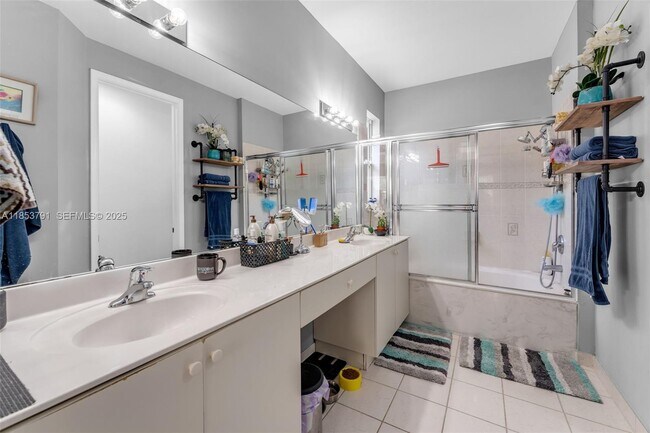 Building Photo - 1755 NE 37th Ave