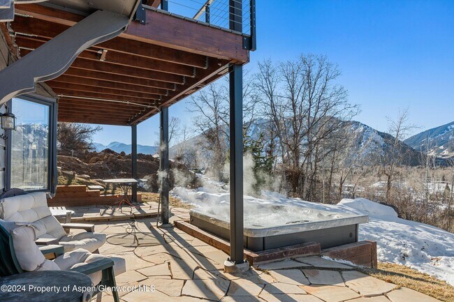 Building Photo - 182 Bennett Pl