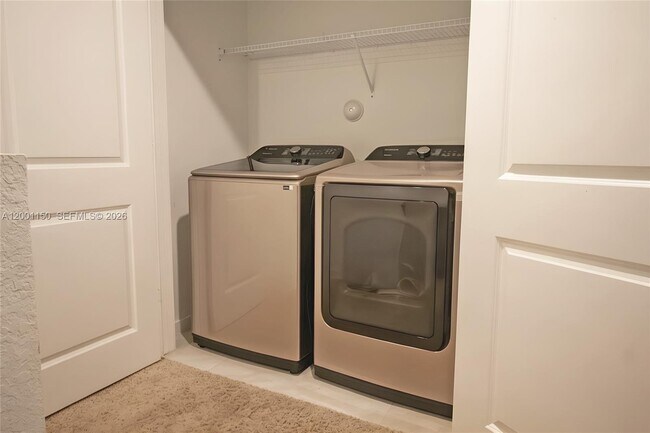 Building Photo - 511 NW 17th St