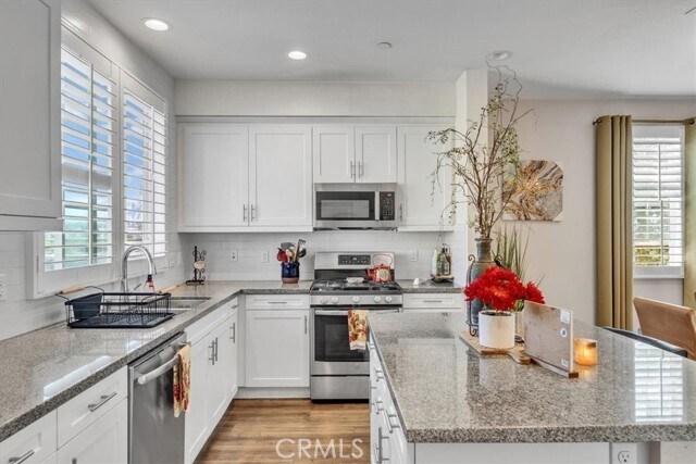 Building Photo - 1038 Savi Dr